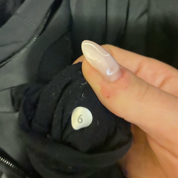 Puffy Blanket Parka Black with inky floral lining - Picture 7 of 7